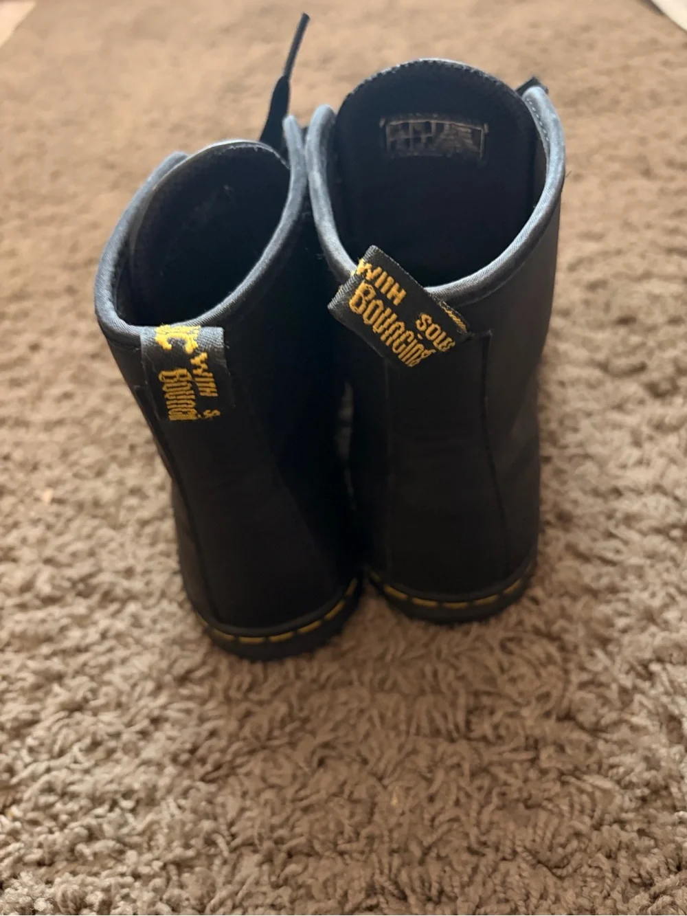 Dr. Martens Shoreditch Black Leather Ankle Boots Womens US 6